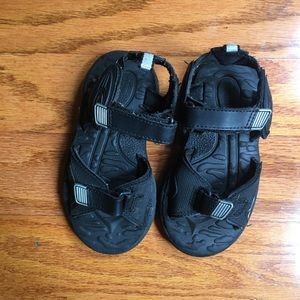Laser Lights Childs sz 9 light up black sandels.